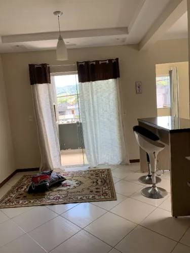 Apartamento Semi-Mobiliado à Venda - Jaraguá do Sul