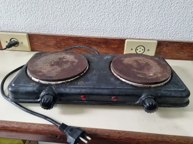 Fogão elétrico Elgin 220V 2000W