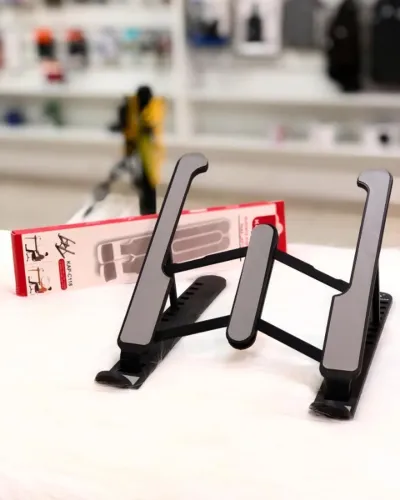 Suporte para notebook com ângulo ajustável