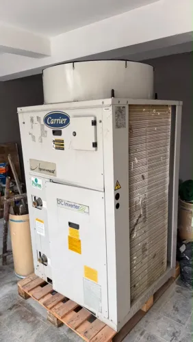Chiller 45.000 kcal inverter Carrier