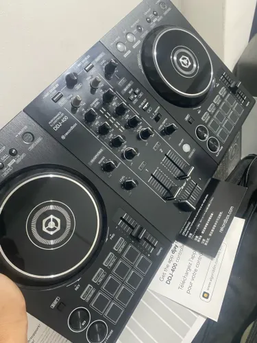 Ddj 400 sem detalhes