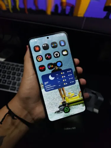 SAMSUNG S23 128GB 8GB