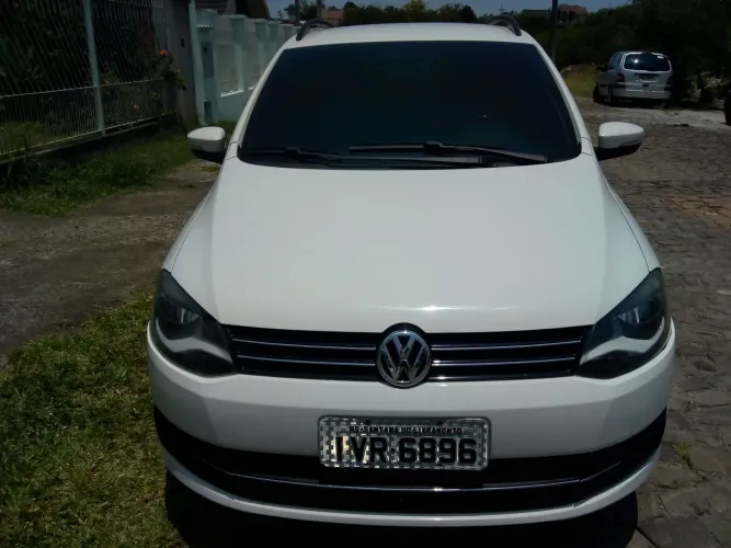 Volkswagen Spacefox 1.6/ 1.6 Trend Total Flex 8V 5P 2014