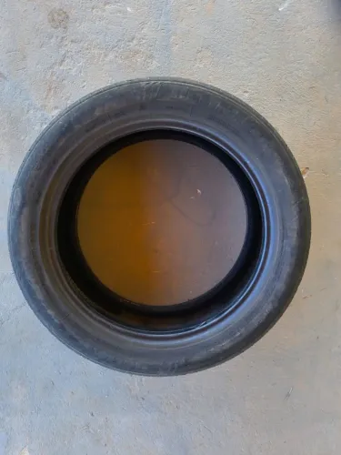 Pneu aro 17 - 205 55 R17