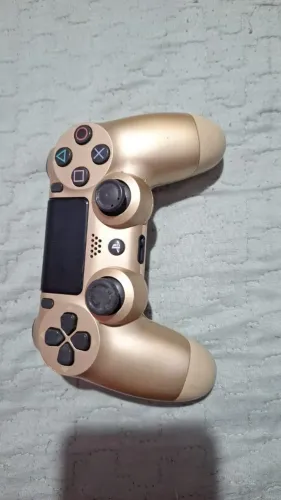 Vende-se controle PS4 original 