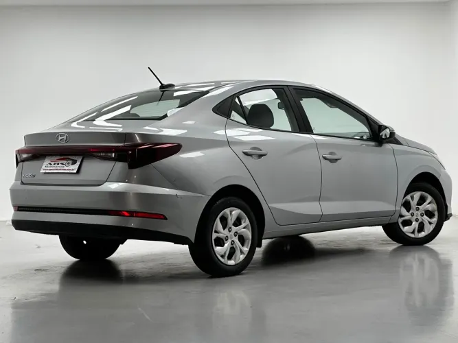 Hyundai HB20S Comfort Plus 1.0 Flex 12V Mec. 2025