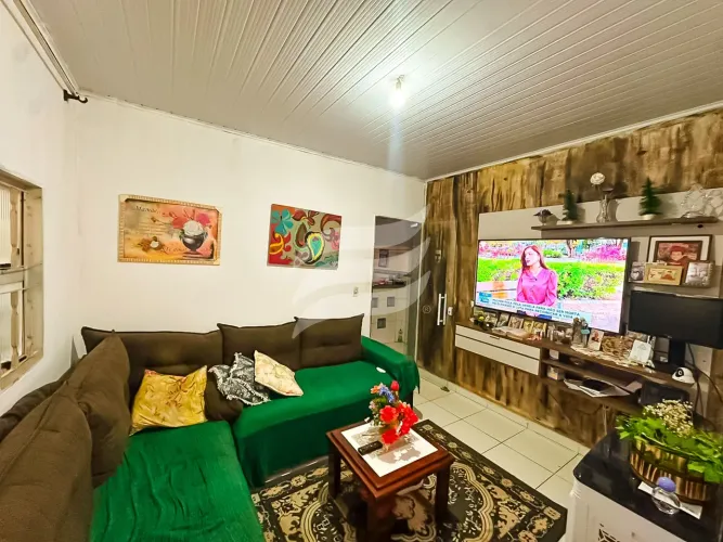 Casa com 3 quartos e 2 banheiro, no Bairro Clóvis Valentin Picolotto, Araçatuba/SP