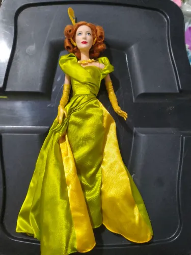 Boneca Lady Tremaine cinderela 