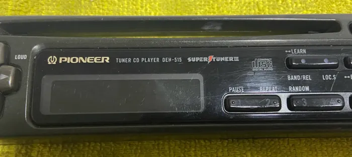 Frente antiga aparelho toca cd Pioneer 