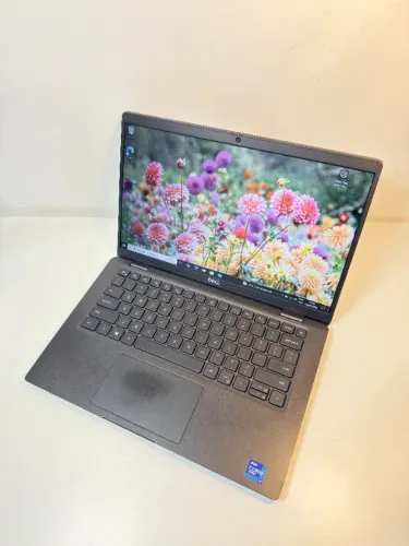 Notebook Dell Latitude 7420 Core i7-1185G7 1.8Ghz vPRO, 16GB Ram, 256GB SSD UR0355