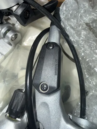 Vendo freios NUNCA USADOS shimano deore xt M765