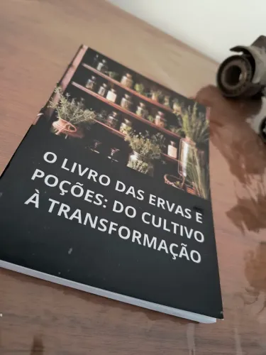 Livro das Ervas (raro)