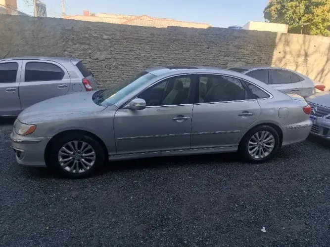 Hyundai Azera GLS 3.3 V6 24V 4P Aut. 2011
