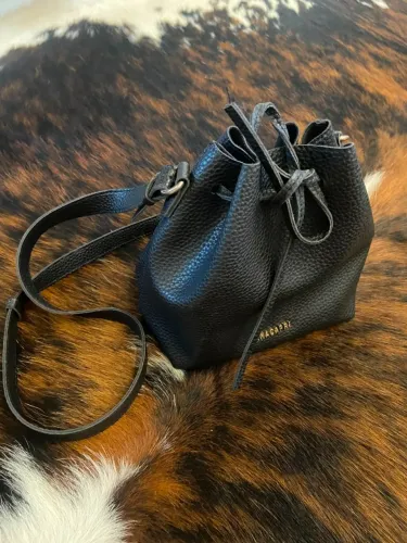 Bolsa Preta Anacapri Snake Básica Média