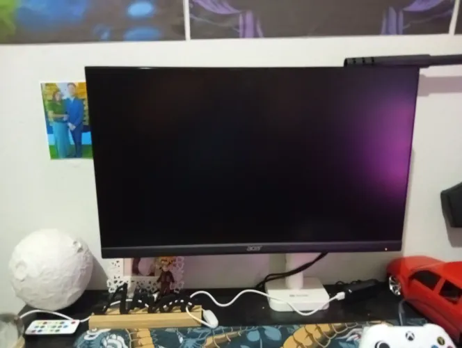 Vendo monitor gamer marca Acer. Monitor 24 polegadas.