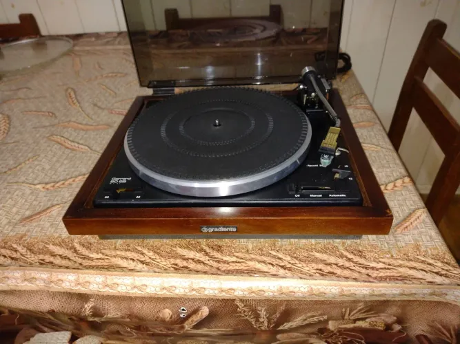 Toca discos garrard 50 SB em Ótimo estado. 