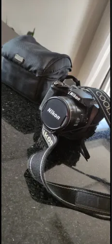 Vendo câmera Nikon 36 wide optical zoom ed vr