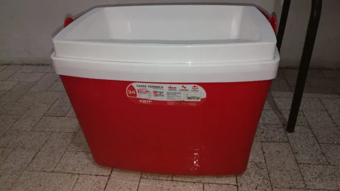 Vendo 3 Cooler todos estão em excelente estado, estão novos