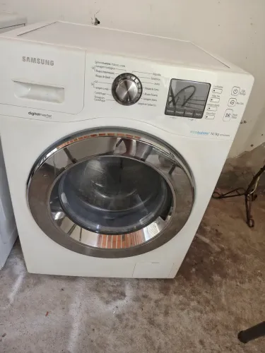 Lava e seca LG 10 kilos