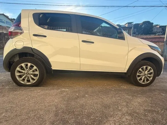 Fiat Mobi Like 1.0 Fire Flex 5P. 2021