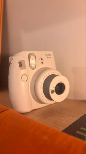 Câmera Instax mini 9 Fujfilm 