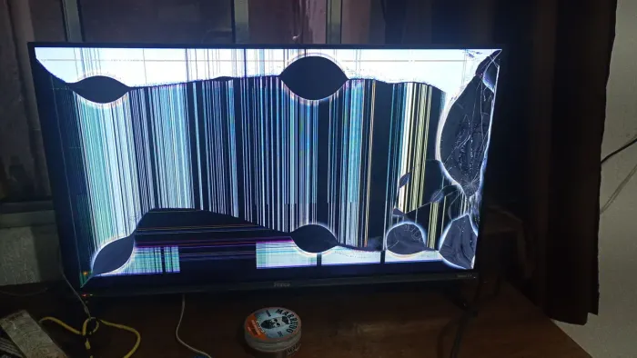 Tv smartv 32 Philco Roku 20 dias de uso para tirar peças
