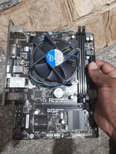 Placa-mãe H81M S1 DDR3 socket 1150 Gigabyte
