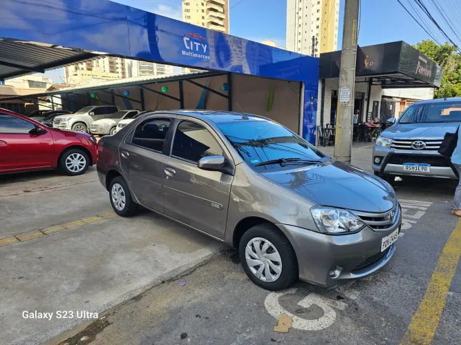 Toyota Etios XS Sedan 1.5 Flex 16V 4P Aut. 2017