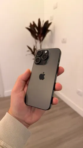 iPhone 15 Pro 256gb - Preto