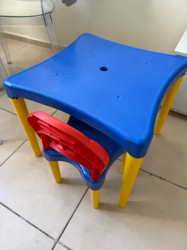 Mesa infantil