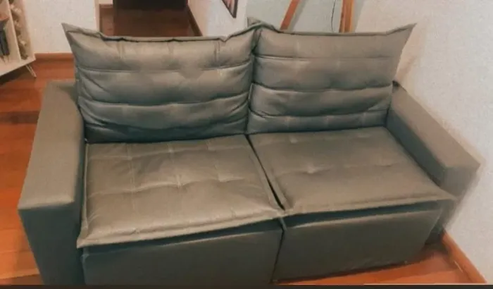 Sofá em Corino - Retrátil e Reclinável