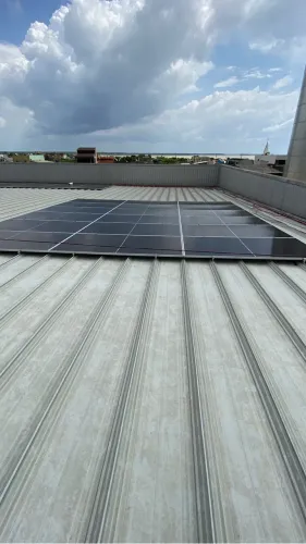 Instalação e reparos de sistemas fotovoltaicos