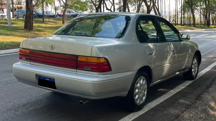 Toyota Corolla LE 1.8 1994