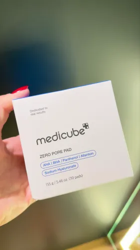Medicube Zero Pore Pad