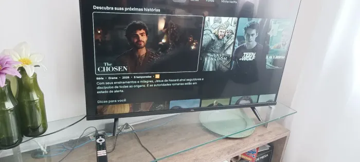 Tv TCL smart HDR QLED semi nova