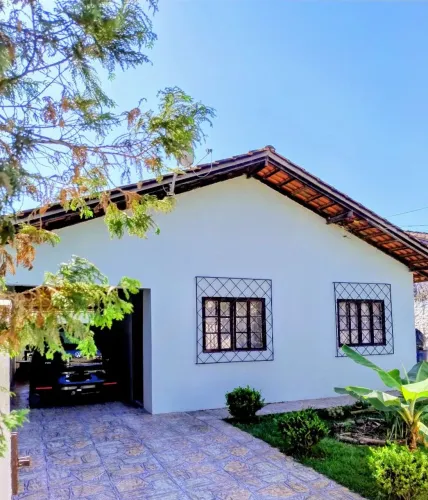 Casa escriturada com piscina - Ulisses Guimarães Venda ou troca - 340 mil