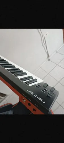 Teclado controlador Nektar SE 61