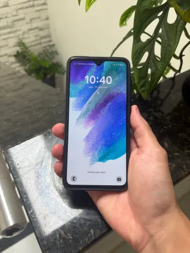 Samsung S21 FE em ótimo estado