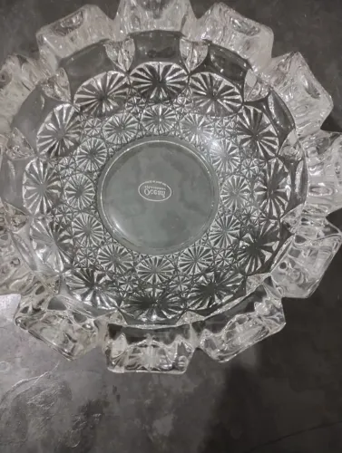 Peça para decoração em vidro
