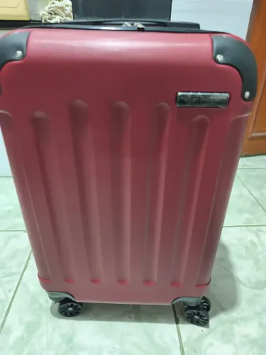 Mala bordo 10 kilos ABS cadeado 360 (Nova) <br>200,00 R$<br>(
