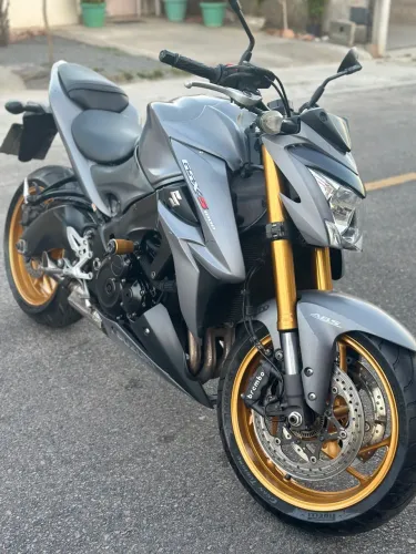 GSX - S 1000 cc - só pegar e rodar