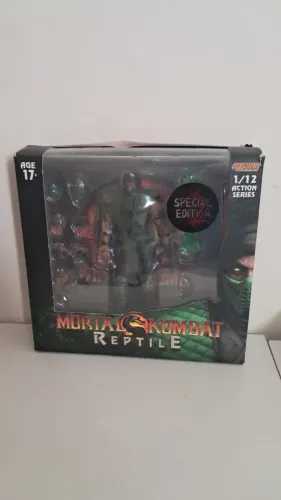 boneco edição limitada Mortal kombat Reptile