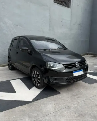Volkswagen Fox 1.0 MI Total Flex 8V 5P 2013