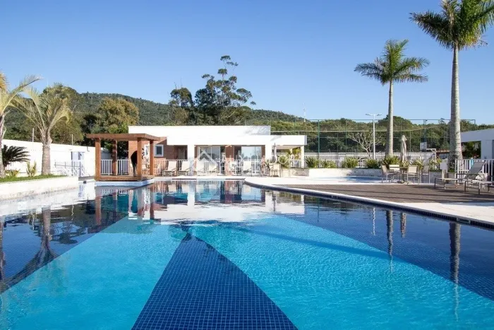 Apartamento à venda - 3 quartos - Morro das Pedras, Florianópolis