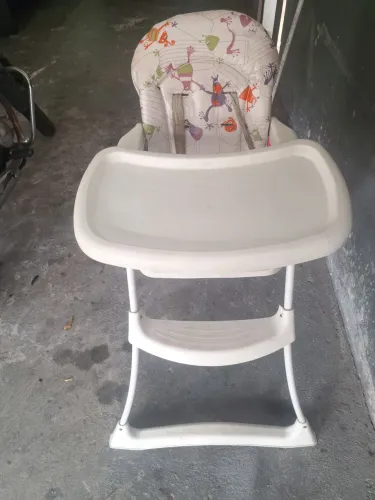 Cadeirão bebe