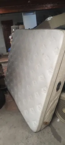 Colchão Queen