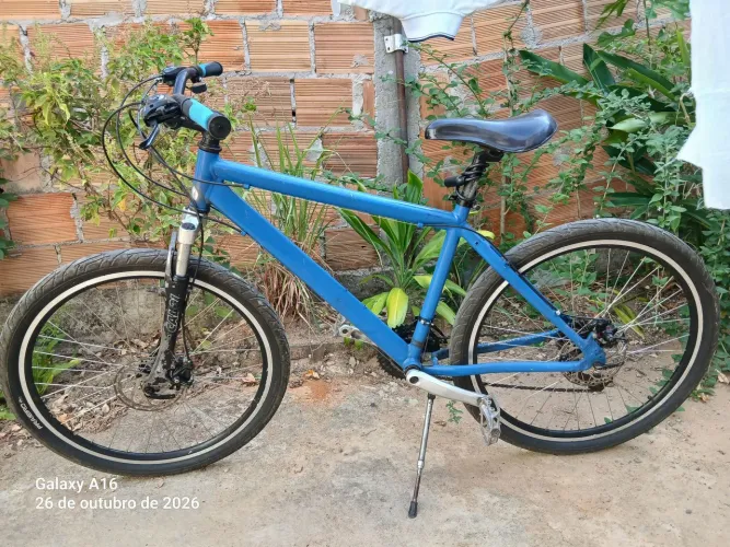 Bicicleta Aro 26 Alumínio Freio a Disco