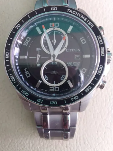 Relógio citizen eco drive titanium