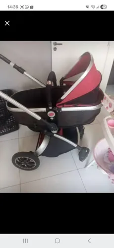 Vendo carrinho de bebê