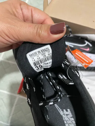 Tênis Nike novo